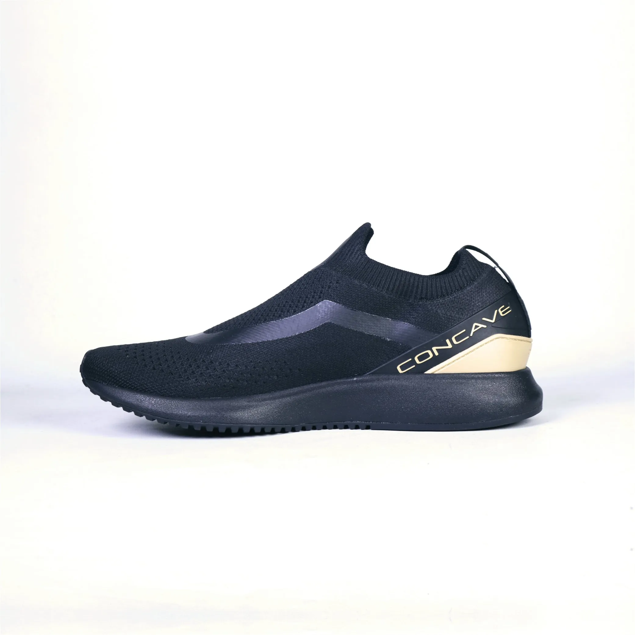 M10 Volker Run - Black
