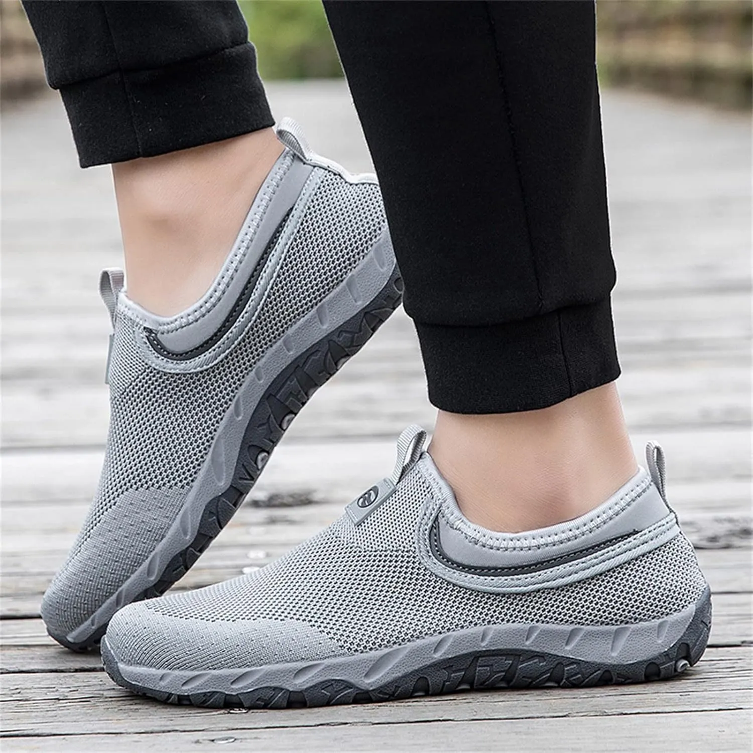 Mens Loafers & Slip-Ons Couples' Men's New Spring Flying Knit Slip On Casual Sports Shoes for Middle and Elderly